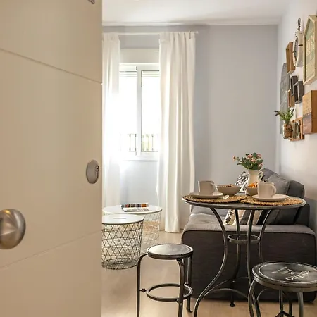 Apartment Charming 2 Bedroom At Iconic Triana Neighborhood By Ocityzen