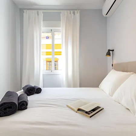 Charming 2 Bedroom At Iconic Triana Neighborhood By Ocityzen